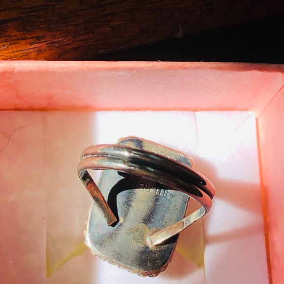Navajo Sterling Silver Spiny Oyster - Picture 9 of 16